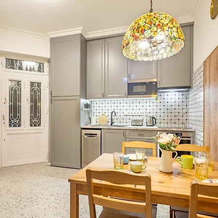 Pozsonyi By Stn Apartment *